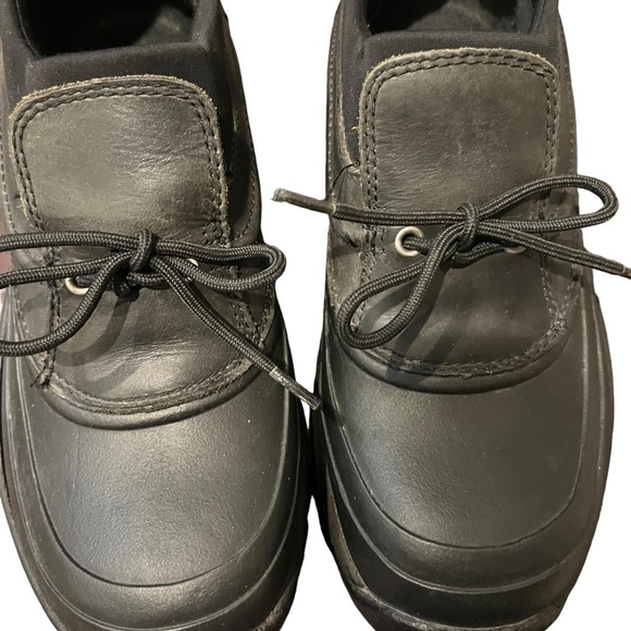 Lands’ End Black Leather/Rubber Duck Shoes for Rain & Snow Sz 8 B - Picture 3 of 8